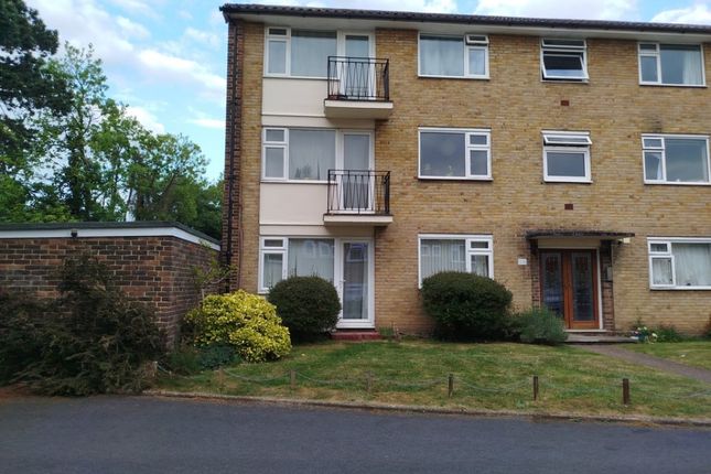 Embassy Gardens, Beckenham, BR3 2 bed flat for sale