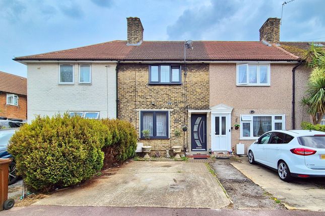 Rowdowns Road, Dagenham, RM9 2 bed terraced house for sale