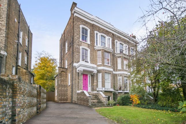 2 bed flat