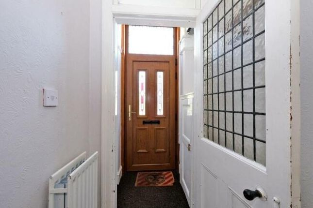 2 bed flat