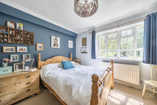 Croxted Road, Dulwich, London, SE21 3 bed maisonette for sale