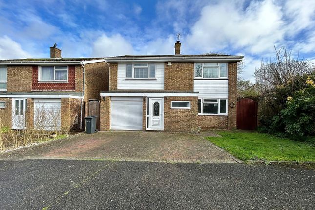4 bed detached house