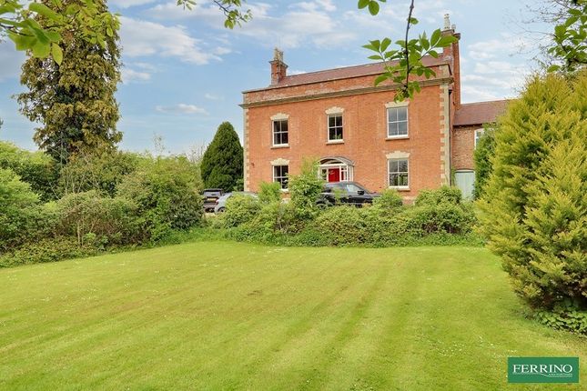 6 bed detached house