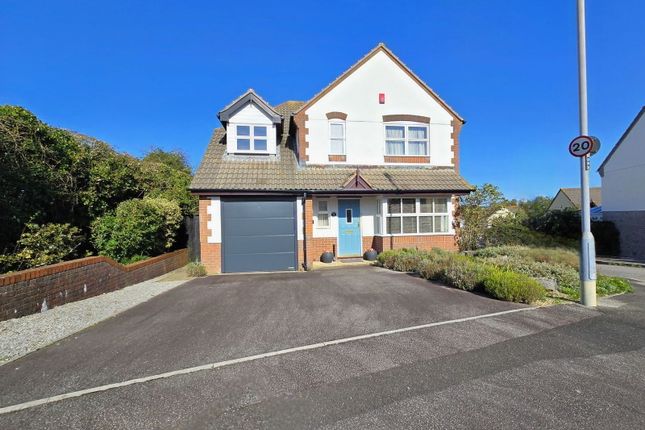 Smiths Way, Saltash PL12 4 bed detached house for sale