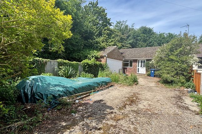 3 bed semi-detached bungalow