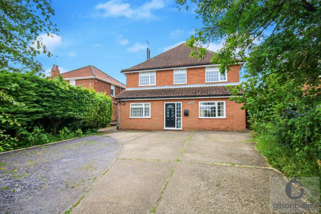 6 bed detached house