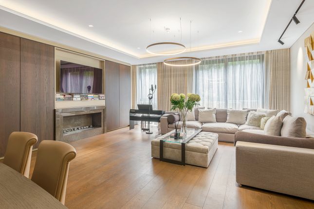 Campden Hill, London W8 3 bed flat for sale