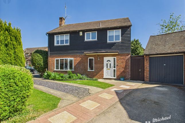 3 bed detached house