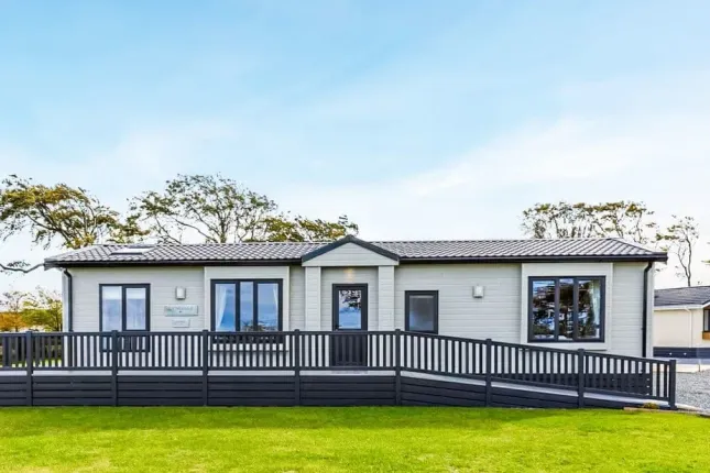 St Andrews KY16 2 bed lodge for sale