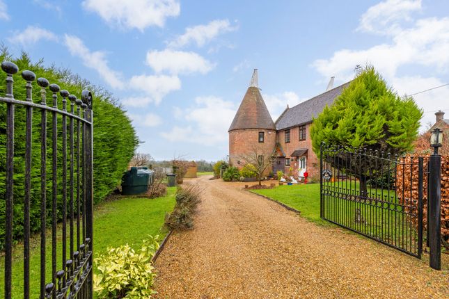 4 bed detached house