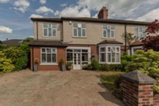 5 bedroom semi-detached house for sale
