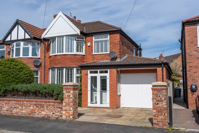 Chestnut Drive, Sale, M33 3 bed semi