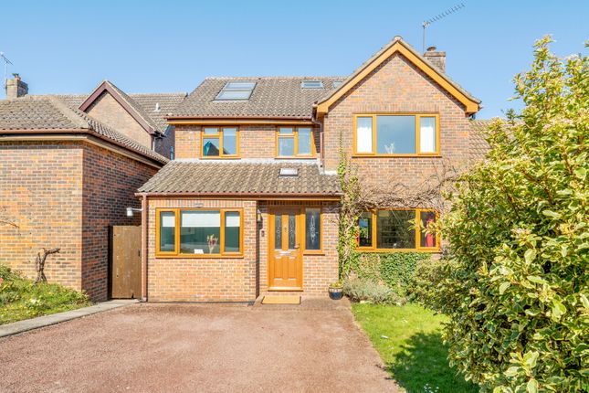 6 bed detached house