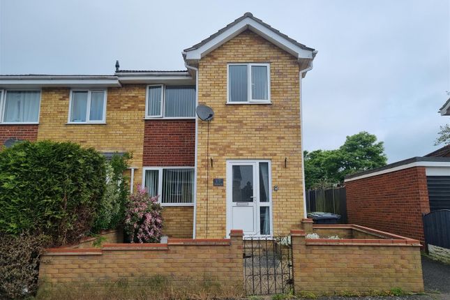 Caledonian Way, Belton 3 bed end of terrace house for sale