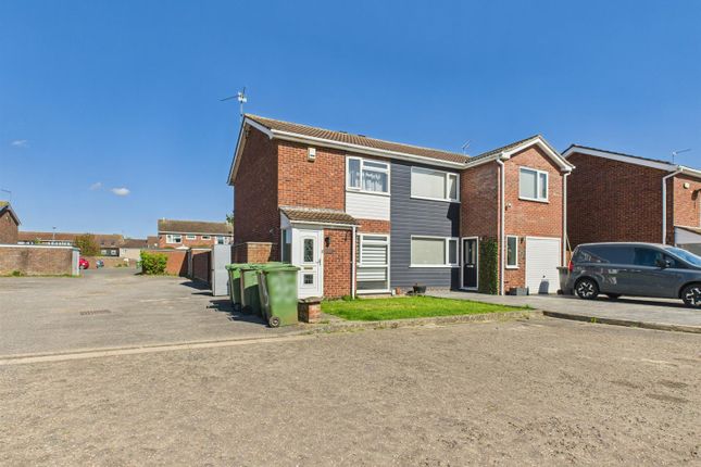 2 bedroom semi-detached house for sale