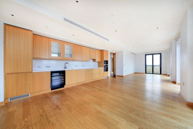 Dray House, 8 Bellwether Lane, London 4 bed flat for sale