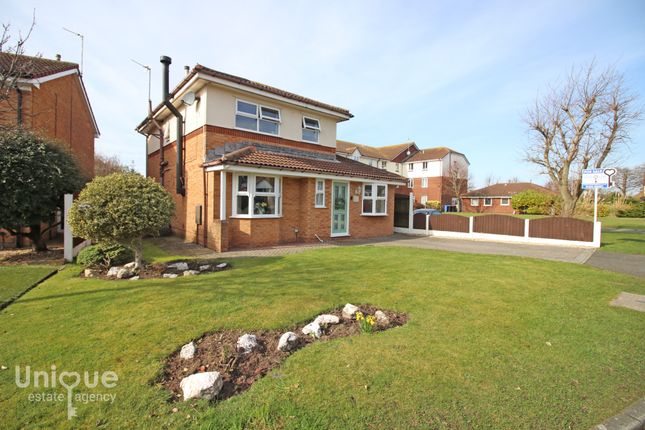 4 bed detached house