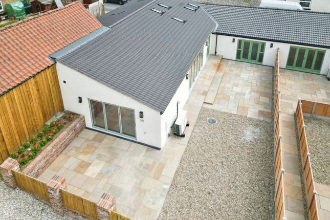 Foxholes, North Yorkshire YO25 3 bed end of terrace house for sale