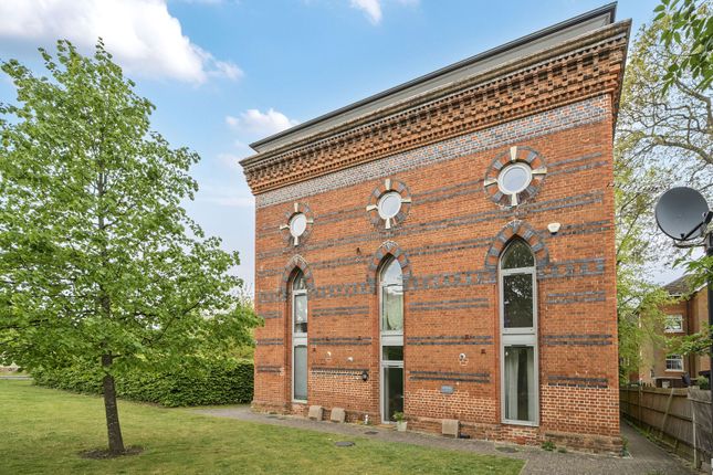 Bath Road, Berkshire RG1 2 bed maisonette for sale