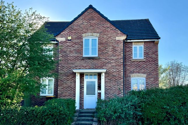 Iris Road, Newport NP10 4 bed detached house for sale