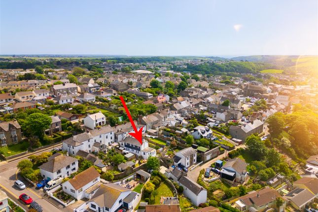 Godolphin Road, Helston TR13 2 bed end of terrace house for sale