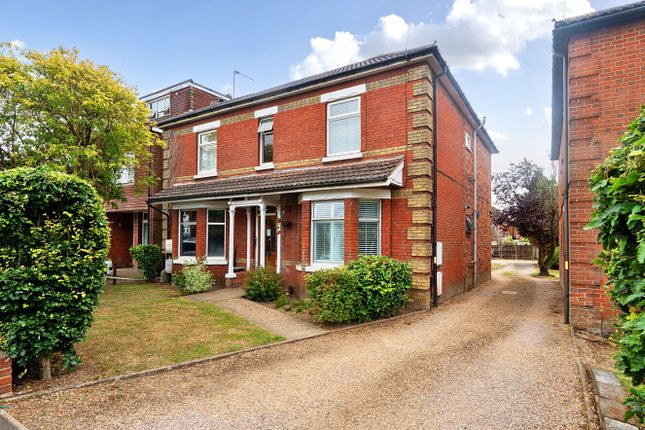 Winchester Road, Shirley... 2 bed flat for sale