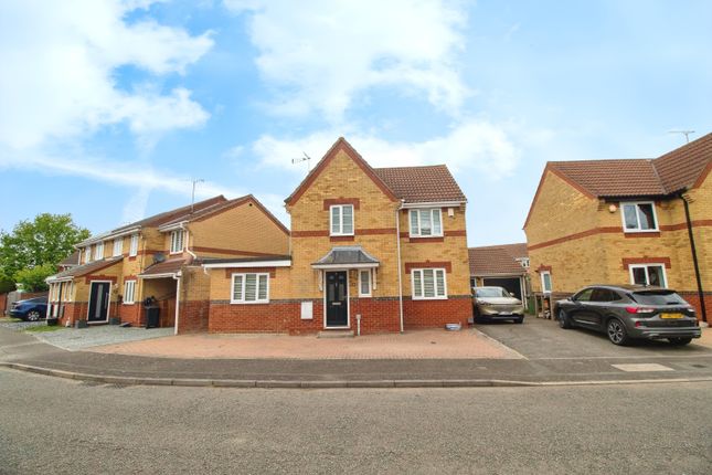 4 bed detached house