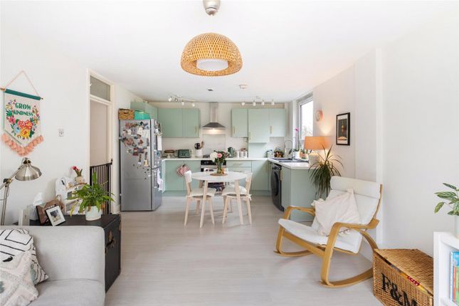2 bed flat