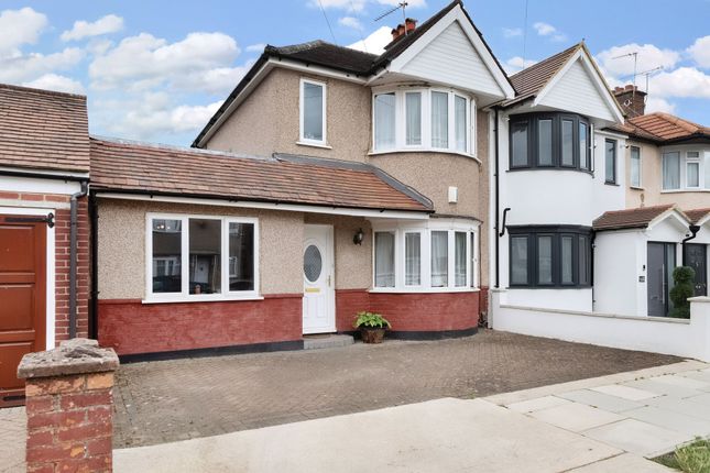4 bedroom end of terrace house for sale
