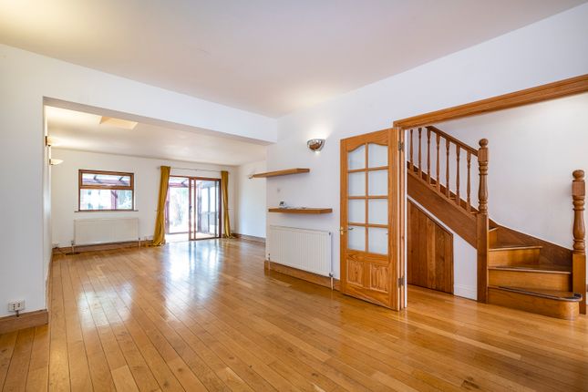 Hartfield Crescent, Wimbledon SW19 4 bed end of terrace house for sale