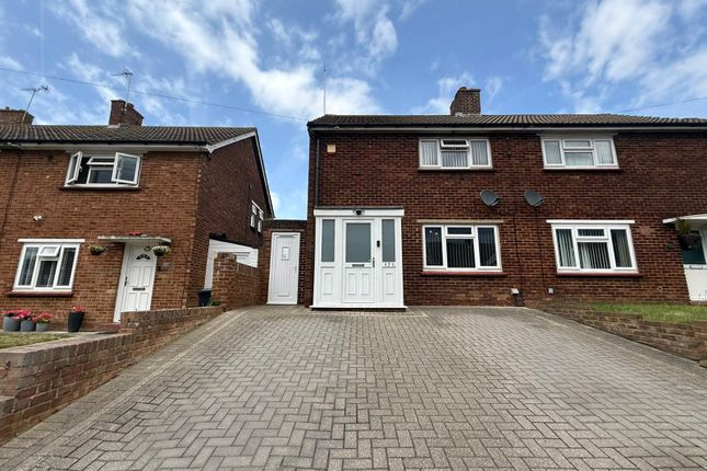 Dene Holm Road, Northfleet, Kent, DA11 2 bed semi