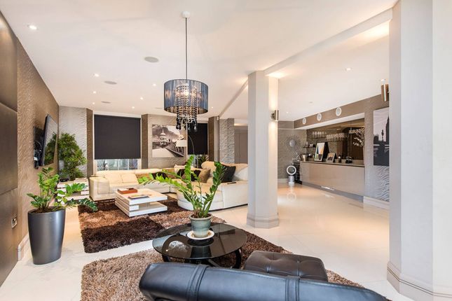 2 bed flat