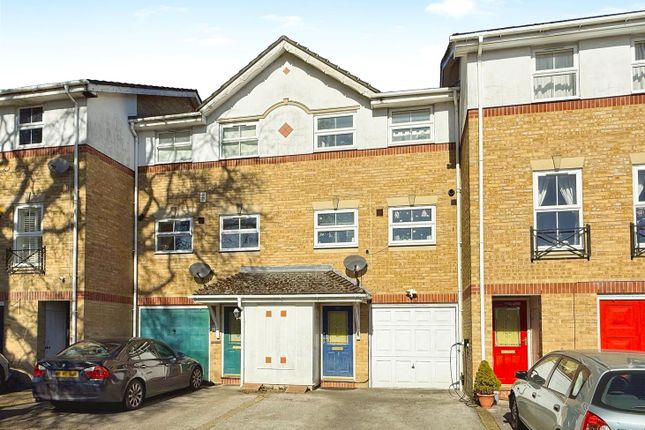 3 bed town house