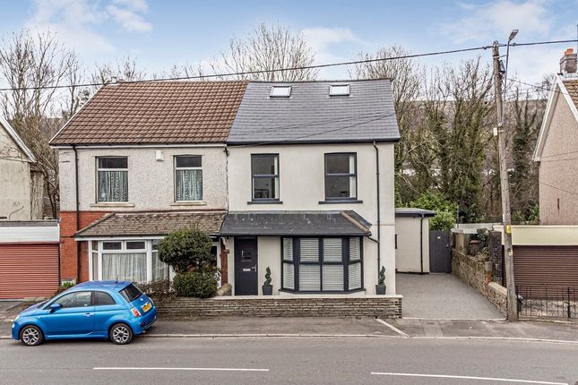 5 bedroom semi-detached house for sale
