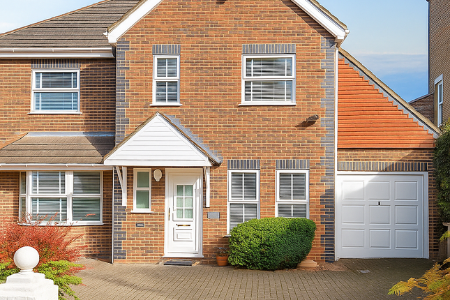 Maidstone Road, Rochester 4 bed detached house for sale