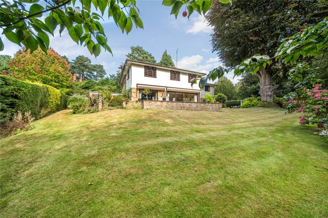 5 bed detached house