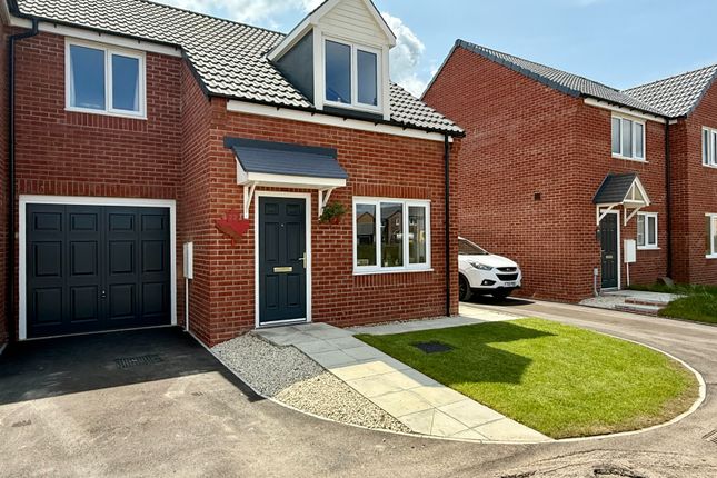 3 bed semi-detached house