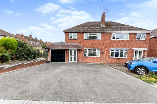Hawthorne Road, Halesowen B63 3 bed semi