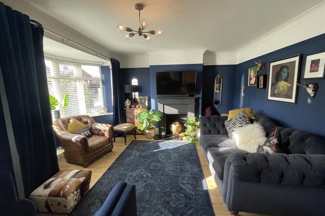 Hadrian Avenue, Chester Le Street 3 bed semi