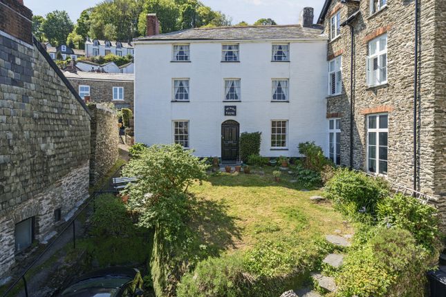 6 bedroom terraced house for sale