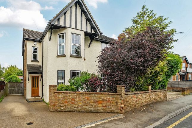 Stomp Road, Burnham, Buckinghamshire... 5 bed detached house for sale