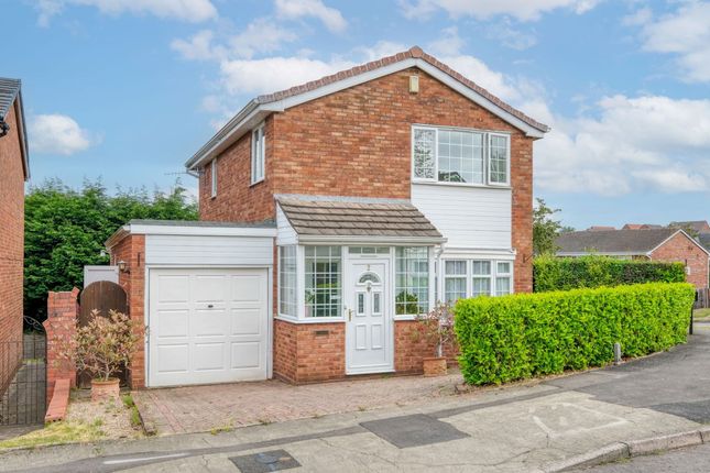 Wenlock Drive, Bromsgrove, B61 3 bed detached house for sale