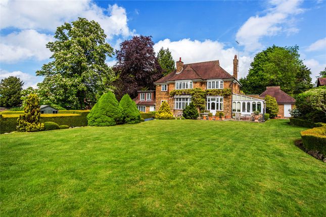 Rockfield Road, Oxted, Surrey, RH8 5 bed house for sale