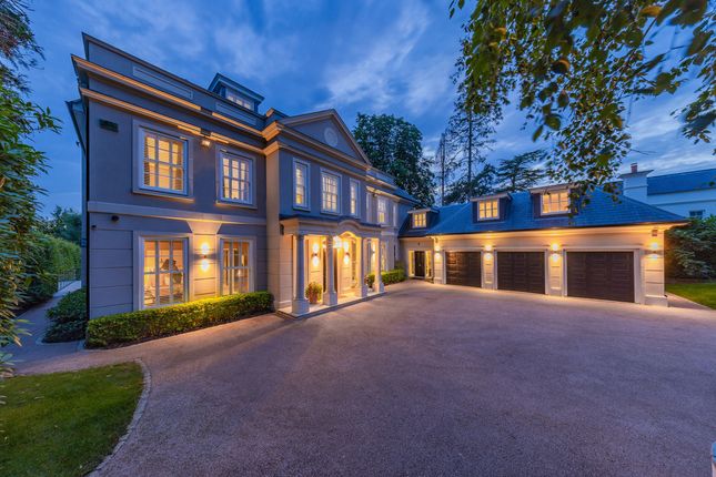 6 bedroom detached house for sale
