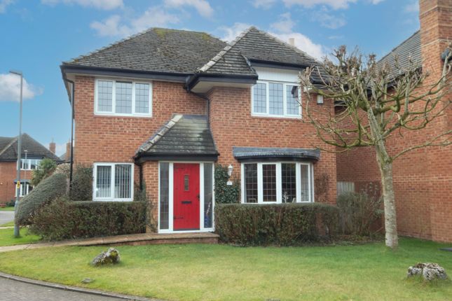 4 bed detached house