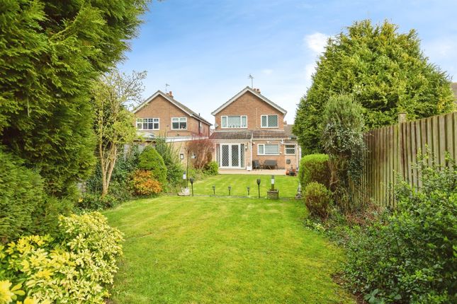 3 bed detached house