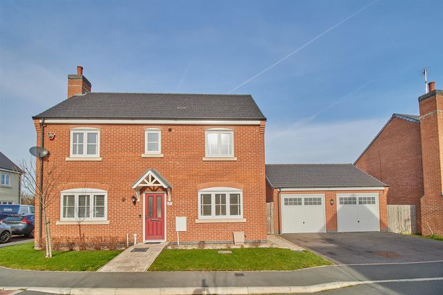 4 bed detached house