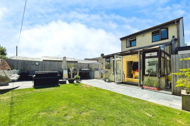 West Street, Oldland Common, Bristol... 3 bed detached house for sale