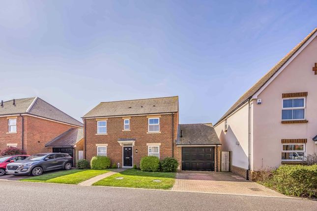 Patricia Way, Chichester 3 bed detached house for sale