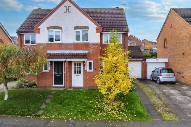 Deer Park Drive, Arnold, Nottingham 3 bed semi